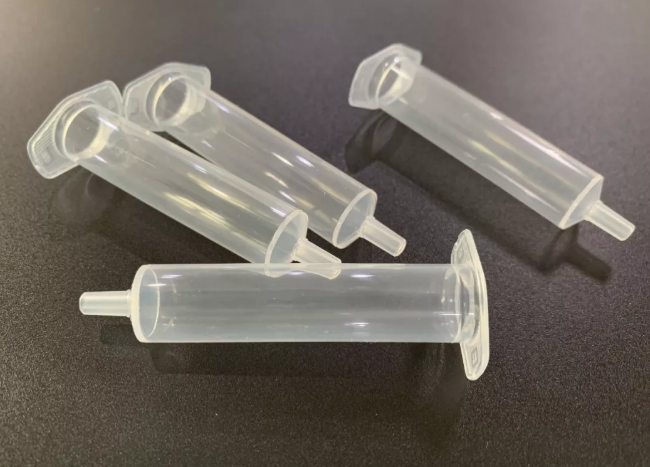 安騰230T注塑機演示注射器針筒